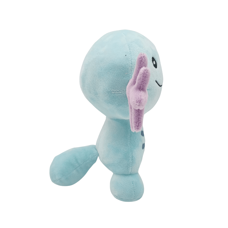 Peluche Axoloto bleu clair en tissu doux, avec des branchies latérales roses, une queue et un visage brodé.