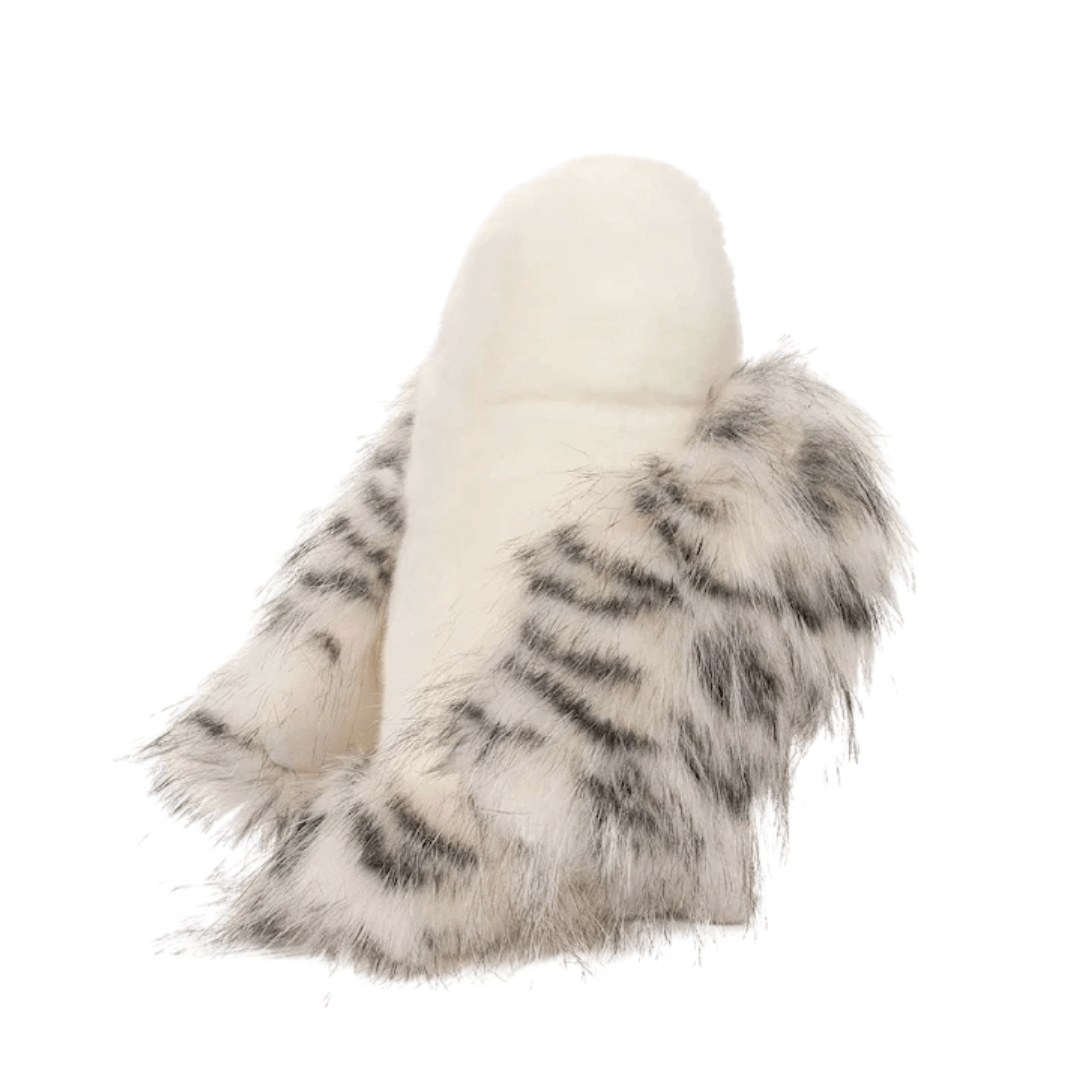 peluche Hedwige en tissu doux blanc et gris, avec des plumes rayées et des ailes duveteuses