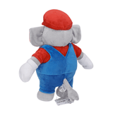 Peluche Mario en éléphant, avec une tête grise, une casquette rouge, un tee-shirt rouge et une salopette bleue.