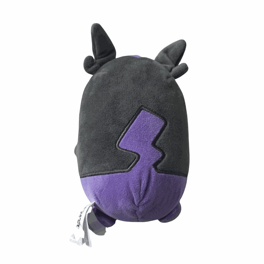 Peluche Morpeko en tissu doux gris anthracite et violet, avec un éclair violet brodé sur le corps et de petites oreilles.